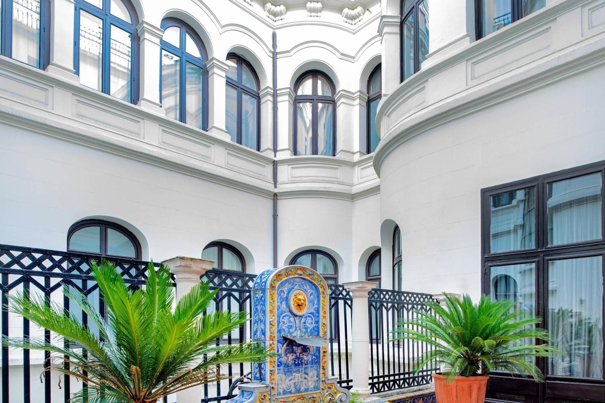 Hotel Palacio Del Retiro, Autograph Collection Madrid Exterior photo